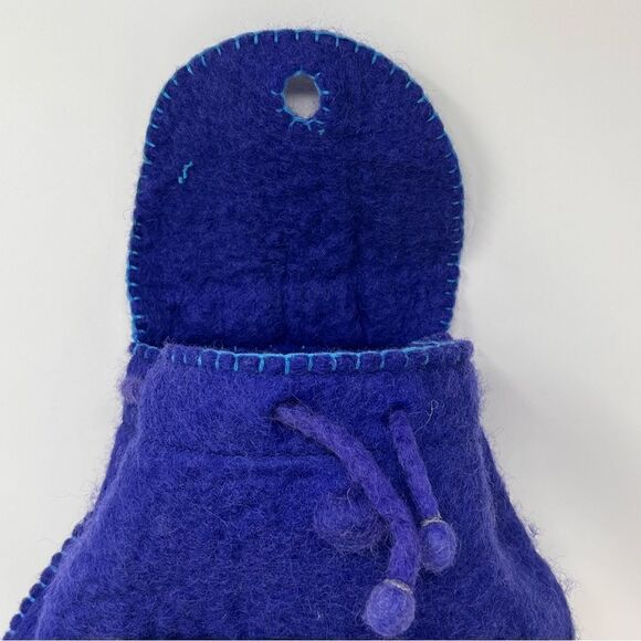 Wool Handmade Mini Backpack - Picture 3 of 9